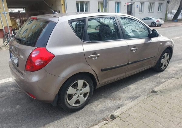 Kia Ceed cena 7900 przebieg: 324571, rok produkcji 2007 z Warszawa małe 121